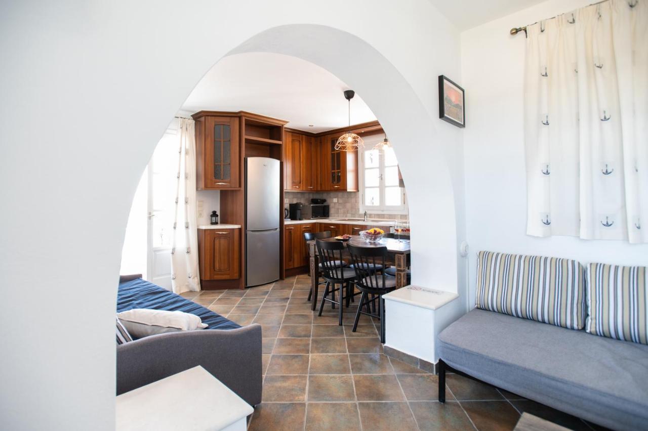 Sea Lilies Suites Плака Экстерьер фото