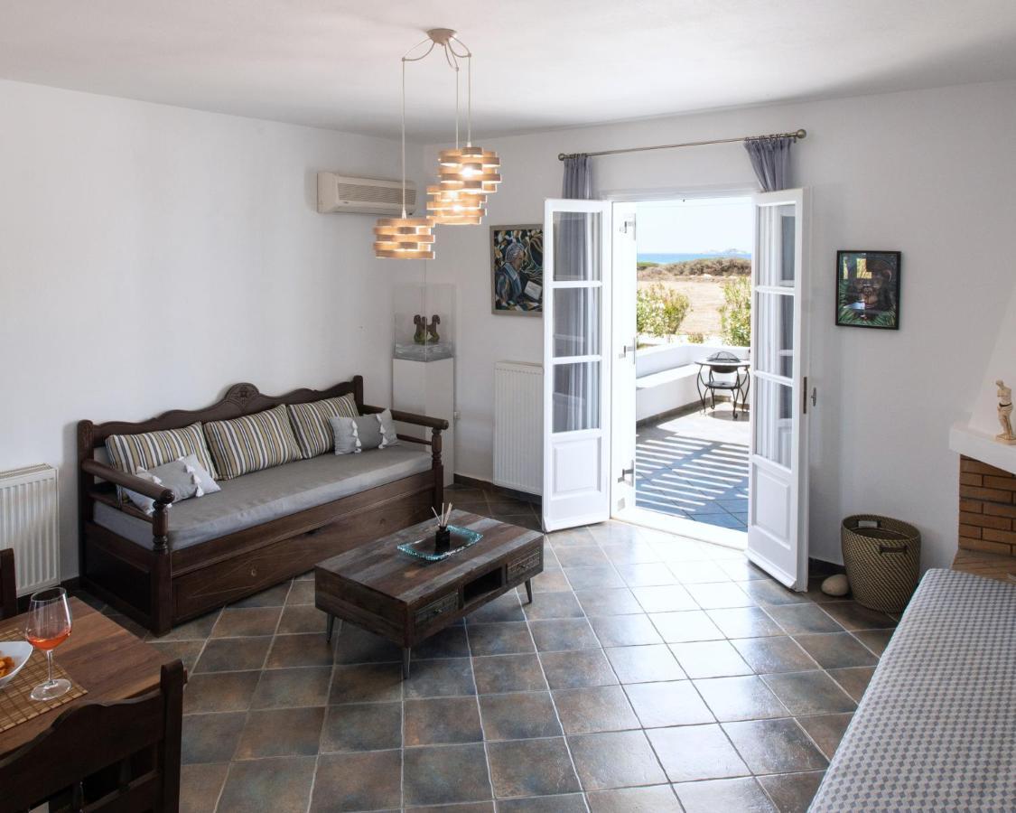 Sea Lilies Suites Плака Экстерьер фото