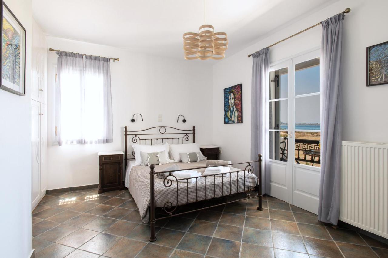 Sea Lilies Suites Плака Экстерьер фото